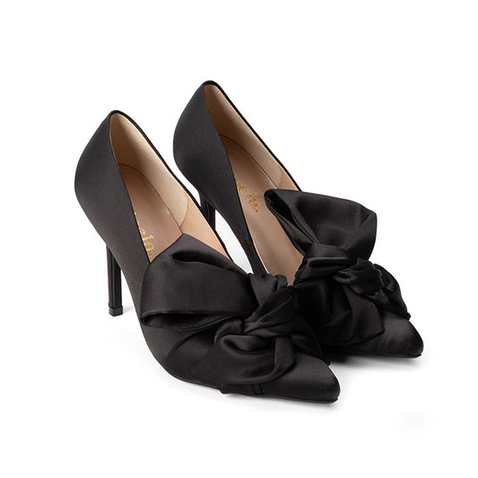 LADY J Classic Bow Heels - Black