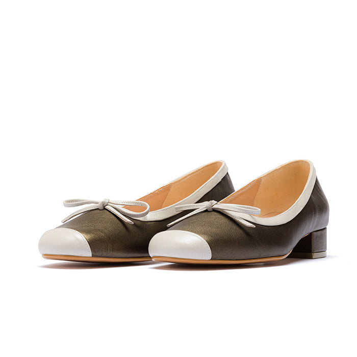 UNA ELAYZA Duo Block Pumps - Green/White