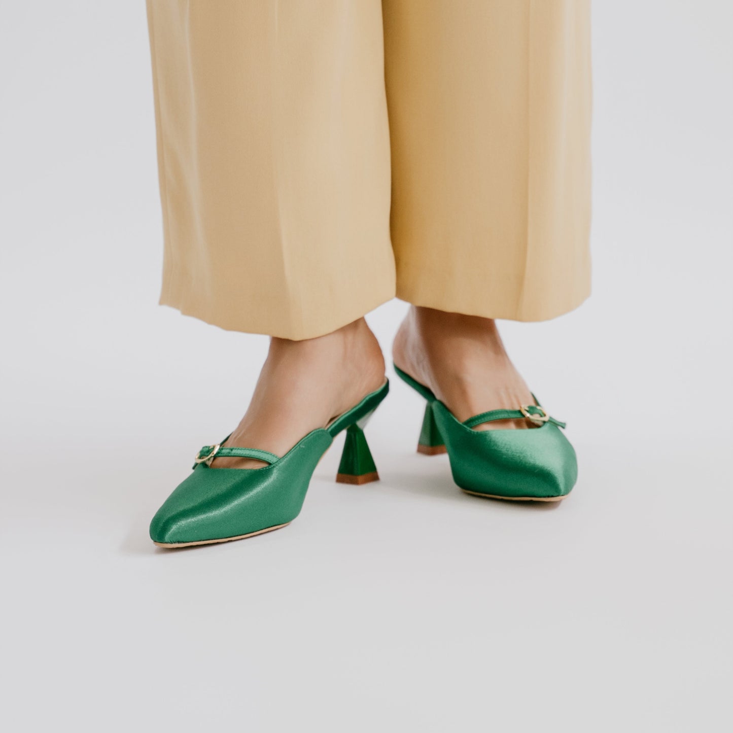 LEIA Sculpted Heel Pointy Mules - Emerald
