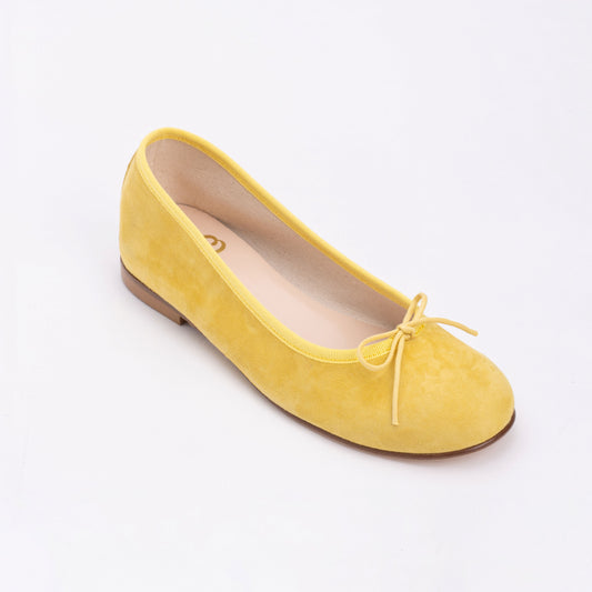 BALLERINA IN YELLOW