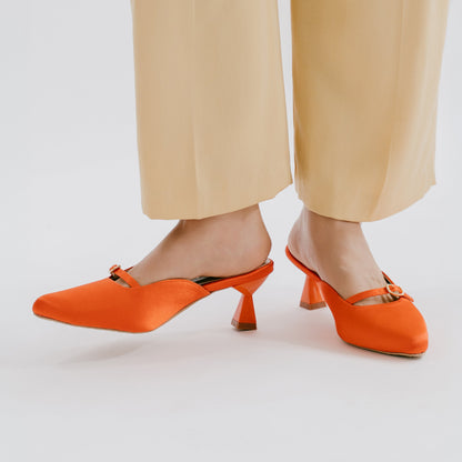 LEIA Sculpted Heel Pointy Mules - Garnet