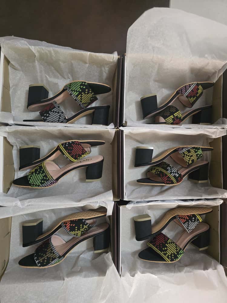 JOUTI Dastar Block Heel Sandals