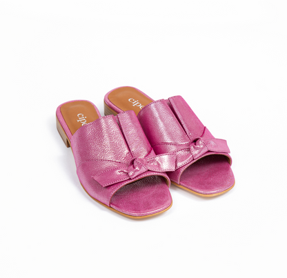 CHESNA PINK