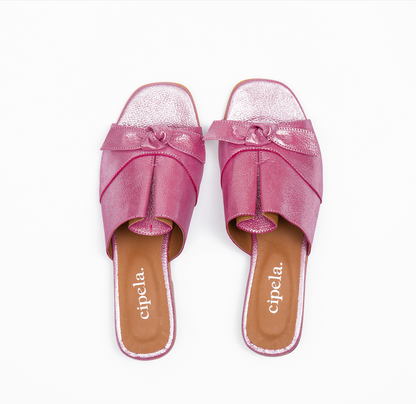 CHESNA PINK